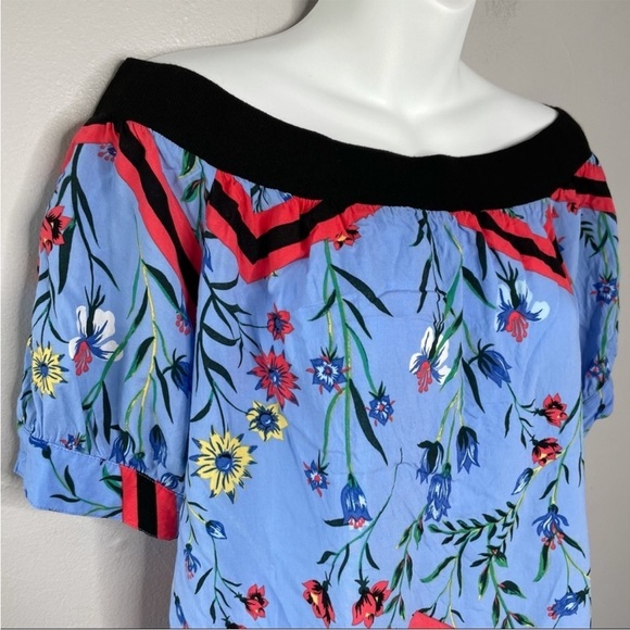 JUICY COUTURE Floral Print Off The Shoulder Top Size Medium - Picture 3 of 8